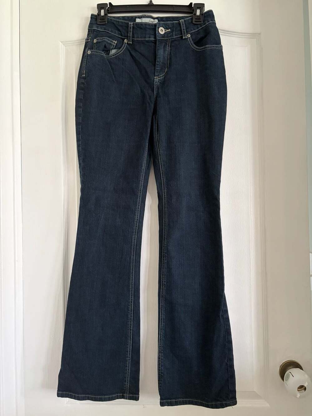 Chico's Platinum Dark Wash Flare Denim Jeans Size 00